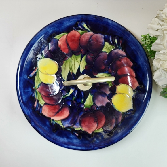 Antique Moorcroft Pottery, Made In England, Serving Dish "Wisteria" - Picture 2 of 10